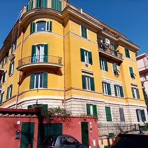 Andenis Tiber House , Roma Italia